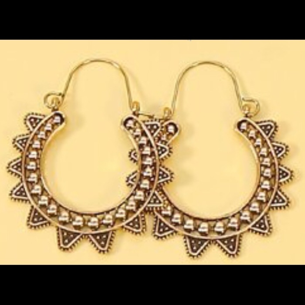 🌸2/$28 Or 🌺3/$33 Gold Sunburst Mandala Hoops